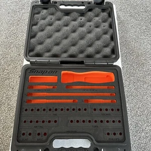 Estuche de almacenamiento de destornilladores de trinquete a presión con inserto de espuma NUEVO - Imagen 1 de 5