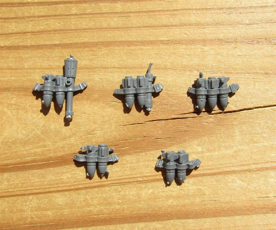 40K Orks Wrecka Krew Tankbusta Boy Rokkit Ammo Bandoliers Bits 5 Bitz - Image 1 of 1