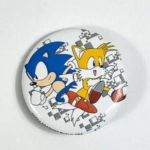 SEGA's Sonic the Hedgehog and Tails Hot Topic Promotional 2015 Button Pinback - Picture 1 of 5