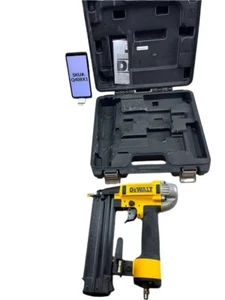 Chiodatrice pneumatica Dewalt calibro 18 Brad Q408X1 USATA - Foto 1 di 1
