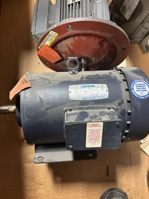 NEW NO BOX Leeson 131116.00 Motor 3PH  Frame 184T 1740 RPM  C184T17FZ4B - Image 1 of 4