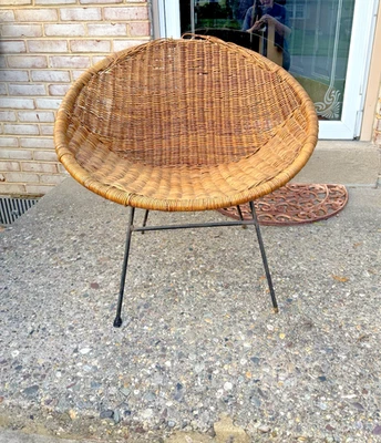 Vintage Mid Century Modern Wicker Rattan Iron Hoop Saucer Chair - Image 1 of 4