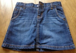 OSH KOSH B'GOSH Mädchen gebraucht, in einwandfreiem Zustand Größe 6 jeansblauer Rock - integrierte Shorts & verstellbare Taille - Bild 1 von 3