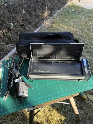 Fujitsu ScanSnap S1300 USB Portable Color Image Scanner  W/ Cables + Case WORKS! - Image 1 of 4