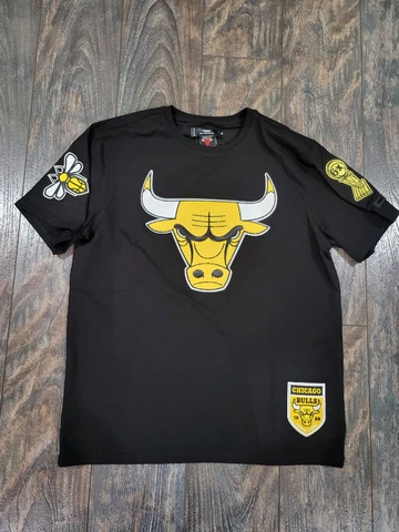 NWT Mens Pro Standard Chicago Bulls 6 time champs yellow Toe ss t shirt sz XL Cover