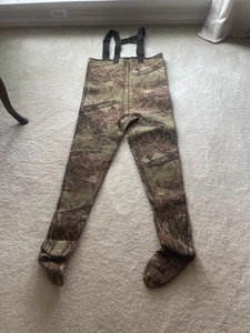 RealTree Neoprene Hunting Fishing Waders Camo Size M - Picture 1 of 18