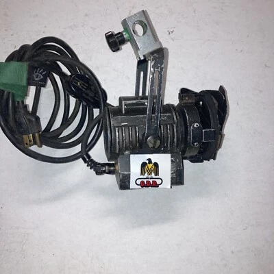 125 Ltm Pepper With Doors And Bulb - Image 1 of 2