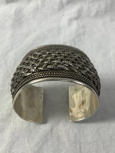 Bracciale in argento sterling fatto a mano, diametro 2 1/2", larghezza 1 1/2", tessuto - Foto 1 di 8