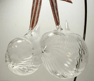 Pair of Vintage Hand Blown Art Glass Bird Christmas Ornaments 4.5” Width - Picture 1 of 11