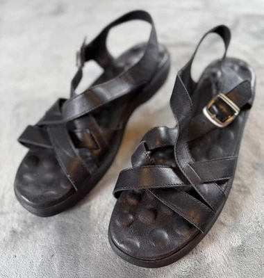 Walking Cradles Sandals Womens Size 11N Black Strappy Slingback Comfort Shoes - Image 1 of 4