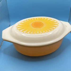 Cazuela y tapa para horno vintage PYREX margarita girasol ovalada 1 1/2 cuartos 043 y 943C - Imagen 1 de 11