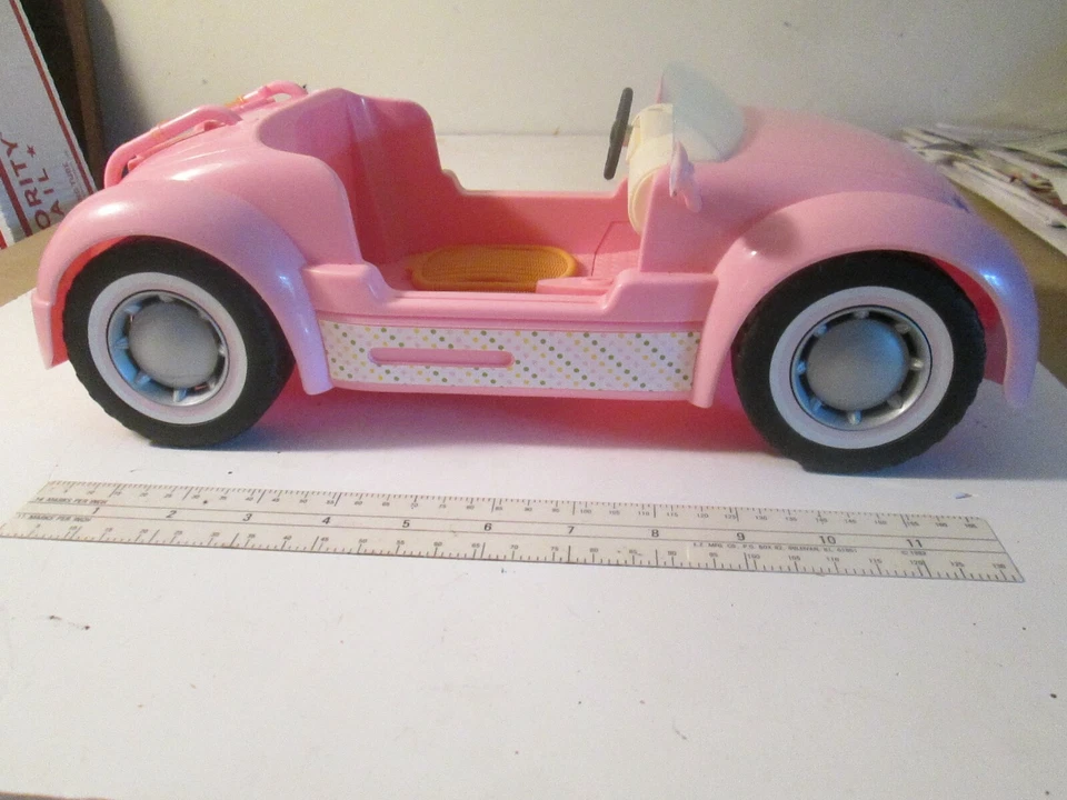 Juguetes Barbie Coche Rosa Abierto Playa Tipo Crucero desde 2006 Muy Buen Estado Foto 1 de 4