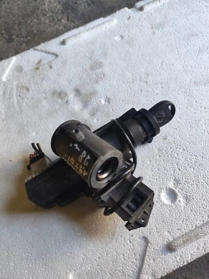 Volkswagen Sharan 1998 1.9/Ignition switch with key/P012106 - Image 1 of 4