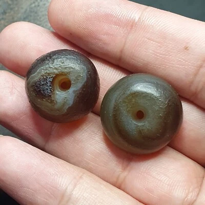 Lote de 2 cuentas de ágata tibetana del Himalaya Vitange Foto 1 de 4