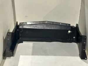 1990-1996 LT1 Corvette Radiator and Fan Shroud LOWER Used 10219096 - Picture 1 of 4