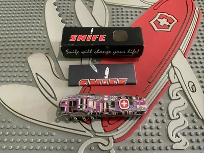 Navaja suiza Wenger Snife 7th Avenue 85 mm nueva en caja 1.93.04 Foto 1 de 4