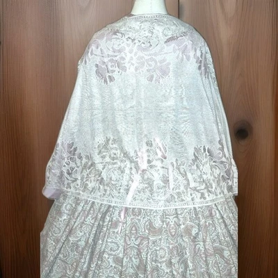 VESTIDO GUERRA CIVIL ~ CHAL BEIGE DAMA ESTILO VICTORIANO  Foto 1 de 4