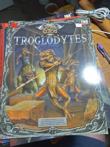 D20 Dungeons & Dragons Fantasy Adventure The Slayer's Guide to Troglodytes D&D - Picture 1 of 4