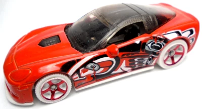 2012 MATCHBOX '08 CHEVY CORVETTE ZR1 RED 1:60 DIECAST 2 7/8" CAR W WHITE & BLACK - Image 1 of 4