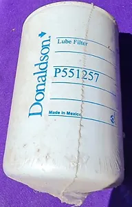 AUTO0015 - DONALDSON P551257 OIL FILTER - NEW OLD STOCK - Picture 1 of 3