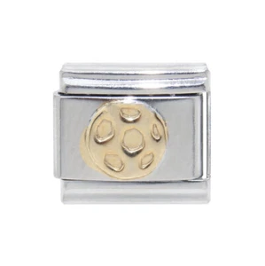 Dije italiano de pelota de fútbol color dorado - se adapta a dijes italianos clásicos de 9 mm - Imagen 1 de 1