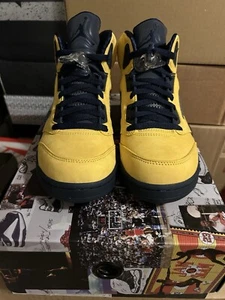 Jordan 5 Retro SP Michigan (2019) Size - 8.5 DS - Picture 1 of 5