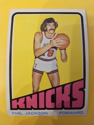 1972-73 Topps #32 Phil Jackson RC - New York Knicks RT - Image 1 of 2