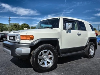 2014 TOYOTA FJ Cruiser 4WD 4.0L V6 AUTOMATIC - Image 1 of 4