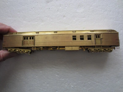 HO Oriental Ltd Great Northern 1935 Empire Builder 行李、邮件和快递汽车 — 第 1/4 张图片
