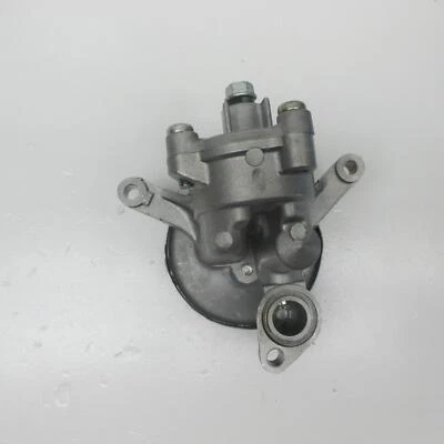 1982 YAMAHA XJ650 XJ 650 MAXIM ENGINE MOTOR OIL PUMP - Image 1 of 4