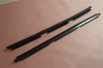 Puerta trasera lateral del conductor barre ventana interior/exterior Jeep Cherokee 97-2001 4 puertas XJ Foto 1 de 4