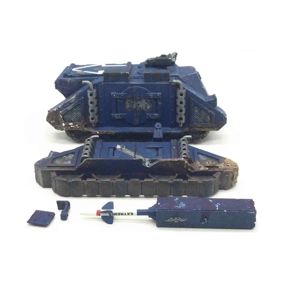 GW Crimson Fists Loose Crimson Fist Rhino #1 NM - Image 1 of 1