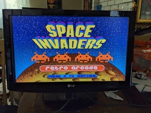 LG 22LH20 22" HD LCD TV Monitor 720p HDMI VGA w/ Remote Tested Works - Picture 1 of 7