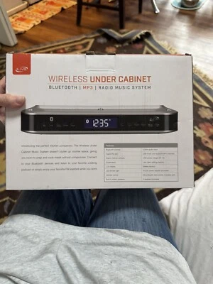 iLive Bluetooth Under-Cabinet CD, FM Radio, Timer, Remote!! NEW In Box!!! - Image 1 of 2