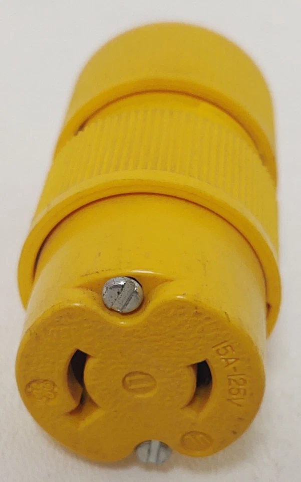 🔥GE Twist-Lock  2 Pole 2 Wire 125VAC  15A L1-15R - Image 1 of 4