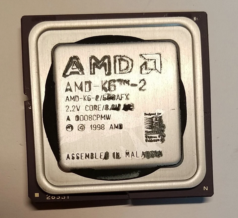 AMD- K62/ 500 AFX A0008CPMW 2.2 V CORE 500 MHZ SUPER 7 26351 - Image 1 of 1