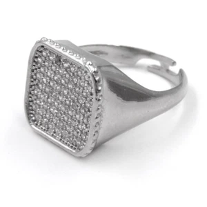 Anello Quadrato in Argento 925 Modello Chevalier con Zirconi Bianchi - Foto 1 di 5