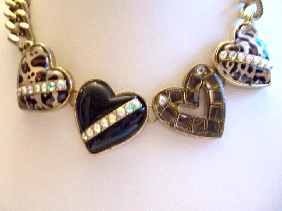 BETSEY JOHNSON RARE VINTAGE LEOPARD FOUR HEARTS STATEMENT NECKLACE PREOWNED - Image 1 of 4