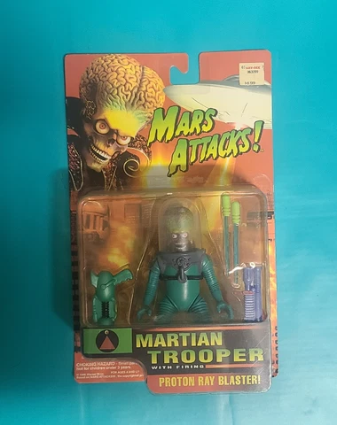 Mars Attacks Martian Trooper with Proton Ray Blaster Trendmasters Action Figure Cover