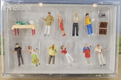 Authentic Preiser HO Scale Hand-Painted Figures  #10553 "At the Barbecue" - Image 1 of 4