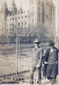 1911 Two Men WAlking By Salt Lake City Mormon Temple - Picture 1 of 2