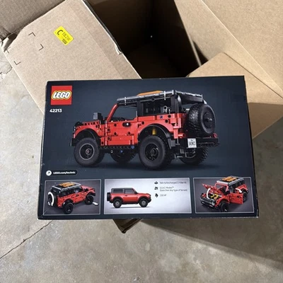 LEGO Technic Ford Bronco SUV #42213 Foto 1 de 4