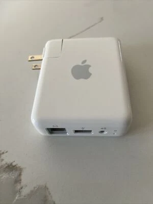 Apple AirPort Express 802.11n 1st Gen Ethernet Extender Router AirPlay A1264 - Image 1 of 4
