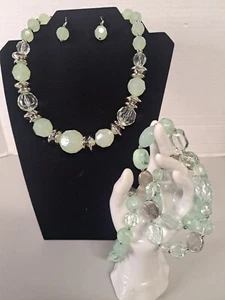 Light Lime Green And Silver Chunky Necklace, Earring And 3 Bracelet Set - Picture 1 of 8