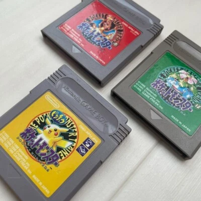 Nintendo Game Boy POKEMON Rojo Verde Amarillo Juego de 3 Piezas Juego Retro Foto 1 de 4