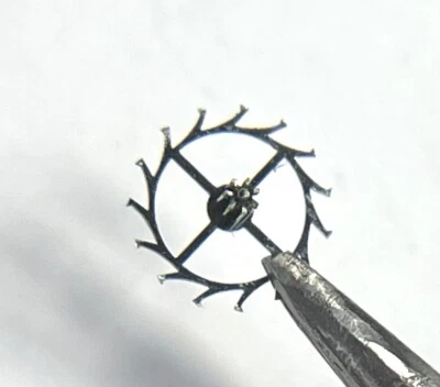 Movimieto CYMA R.484 For Pieces Replacement Wheel Of Exhaust - Image 1 of 3