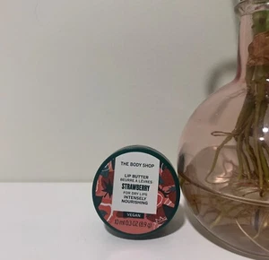 The Body Shop Strawberry Lip Butter - 10ml - Intensely Nourishing | Brand New - Picture 1 of 3