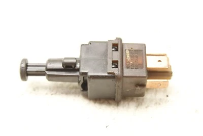 Interruptor de luz de freno Porsche Cayman 987 S 2007 99661311302 06-12  Foto 1 de 4