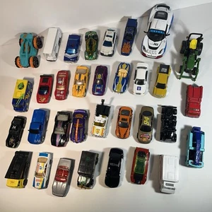 Mixed Lot Of 33 Vintage Cars, Hot Wheels, Matchbox, yatming, Misc Used VTG - Picture 1 of 12
