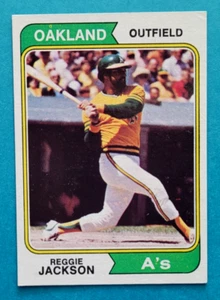 1974 Topps #130 Reggie Jackson Oakland Athletics A's Baseball Card HOF Near Mint - Picture 1 of 2